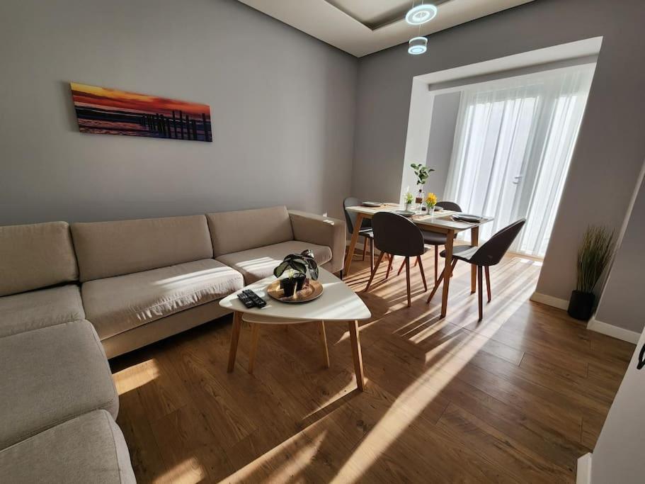 Apartamento Cozy Midtown In *